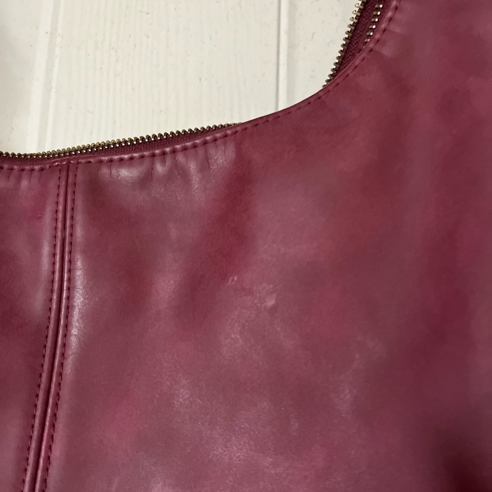 Universal Threads faux-leather Shoulder Bag - Picture 3 of 10